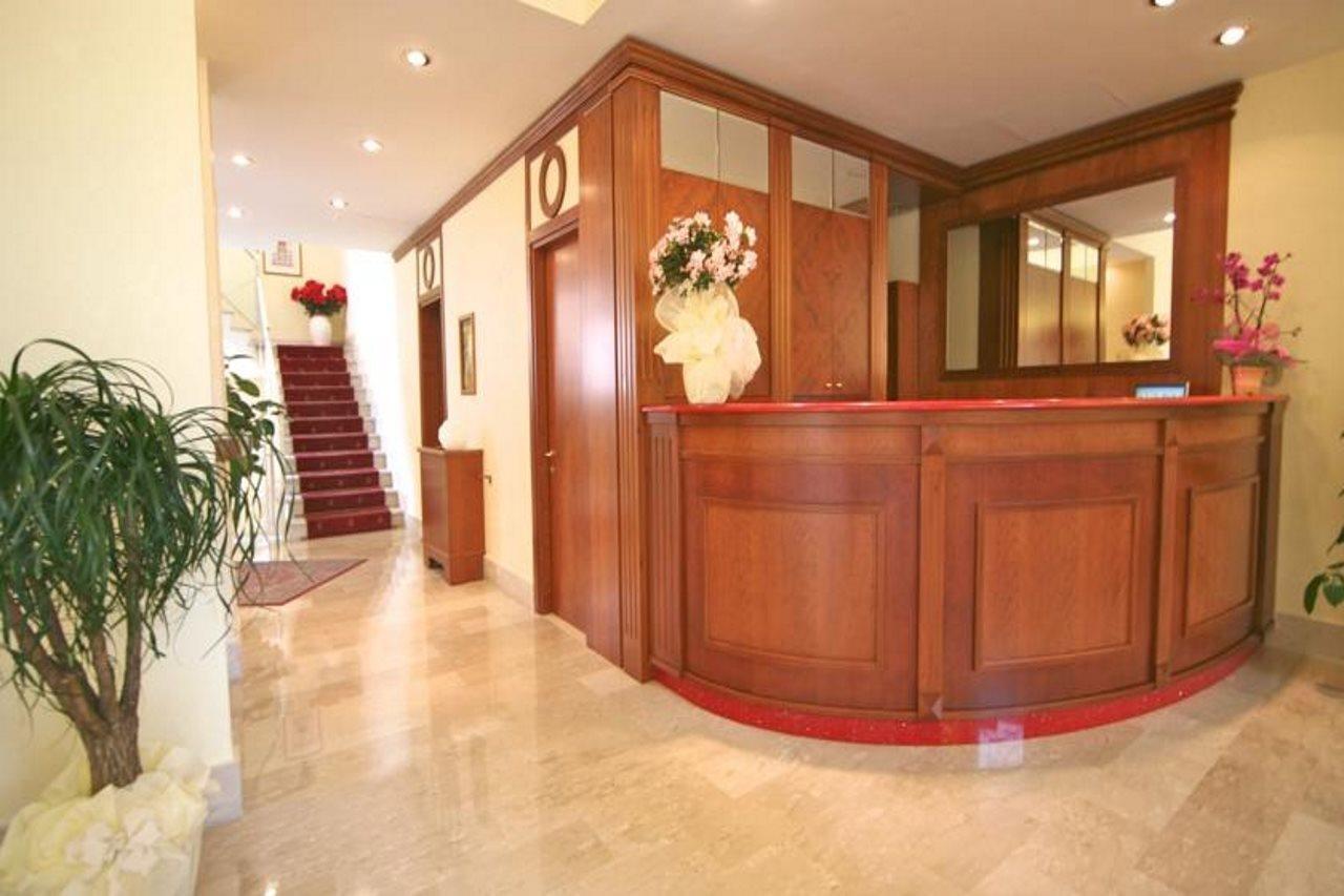 Hotel Citta 2000 Rzym Zewnętrze zdjęcie