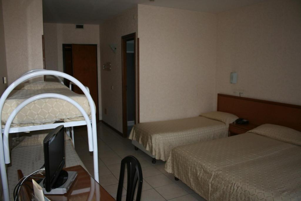 Hotel Citta 2000 Rzym Zewnętrze zdjęcie