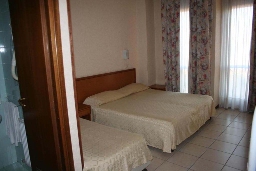 Hotel Citta 2000 Rzym Zewnętrze zdjęcie